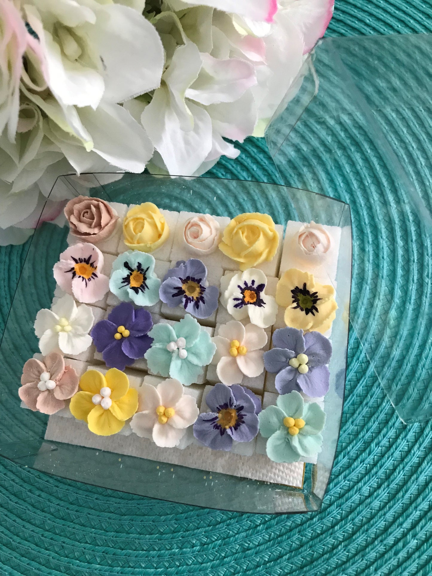 Royal Icing "Petite Fleurs" Collection