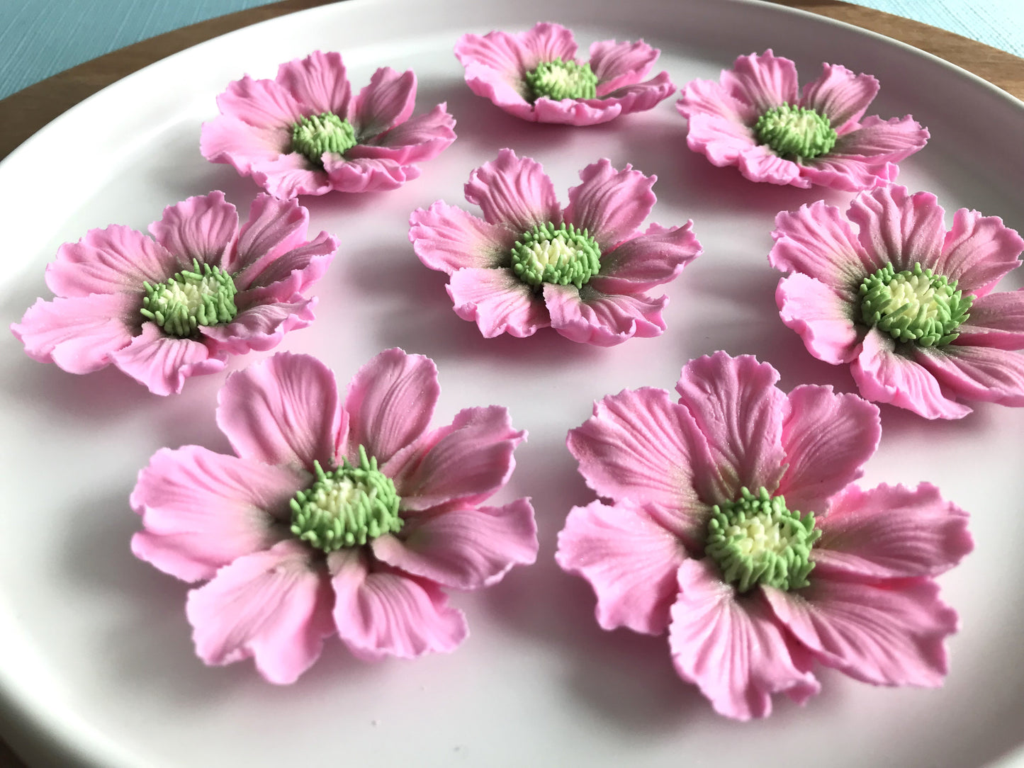Royal Icing 'Pink Beauty' Flowers