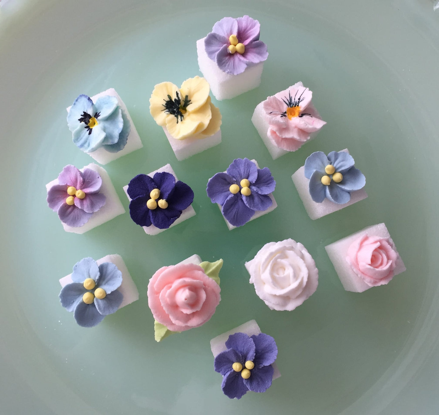 Royal Icing "Petite Fleurs" Collection