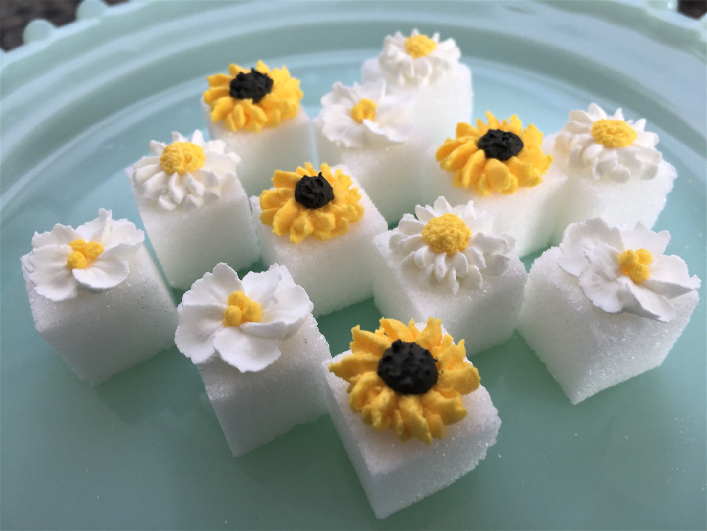 Royal Icing "Petite Fleurs" Collection