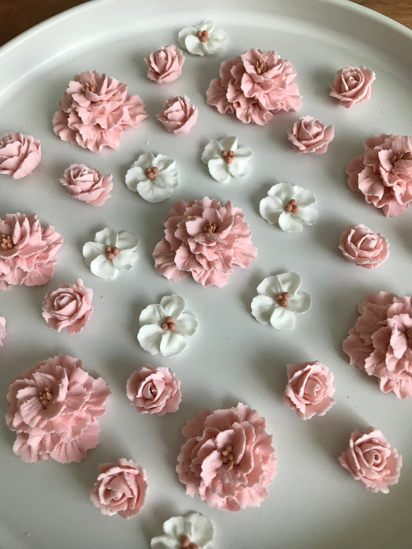 New! Pink Vintage Royal Icing Flowers Kit